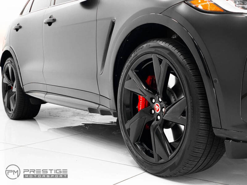 2022 Jaguar F-PACE SVR