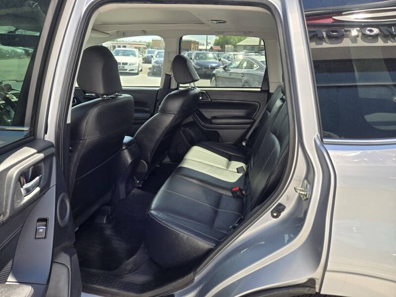 2017 Subaru Forester 2.5i Touring