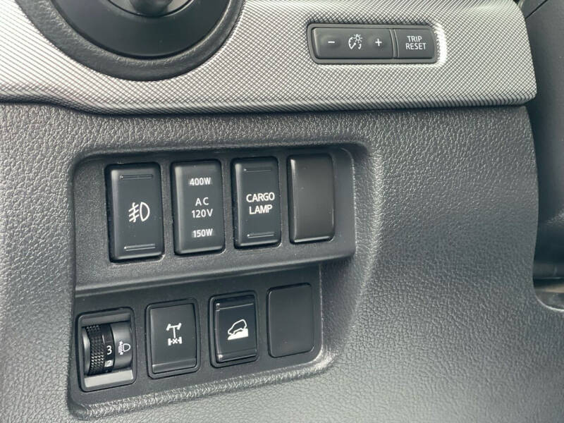 2017 Nissan Titan PRO-4X