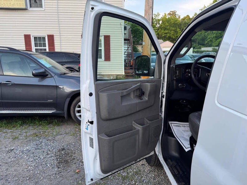 2017 Chevrolet Express 2500