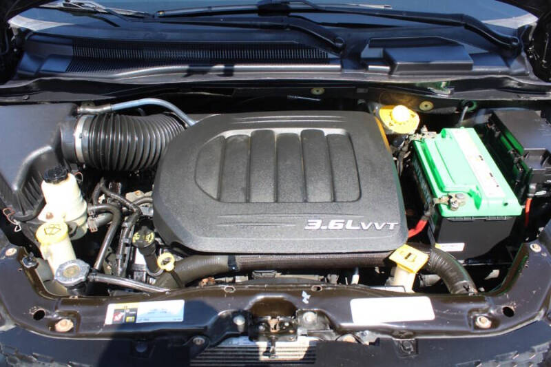 2016 Dodge Grand Caravan SXT Plus