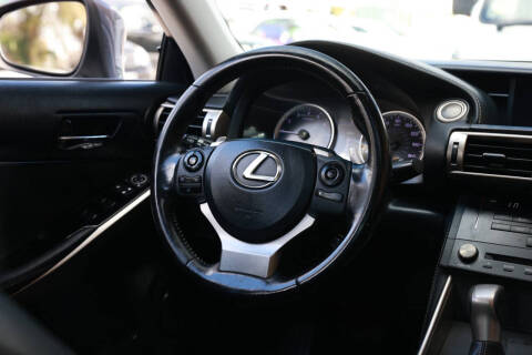 2016 Lexus IS 200t
