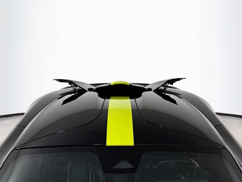2026 Aston Martin Valhalla