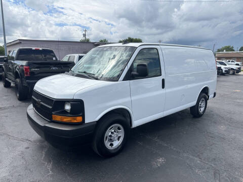 2017 Chevrolet Express 2500