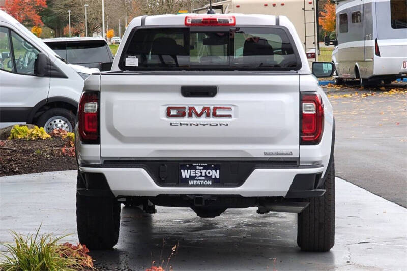 2024 GMC Canyon Elevation