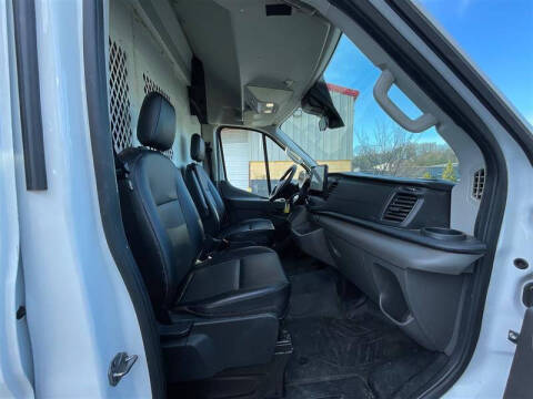 2022 Ford Transit 250