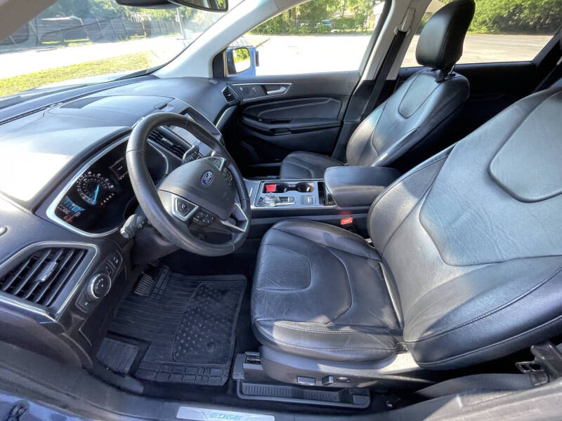 2019 Ford Edge Titanium