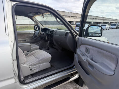 2002 Toyota Tacoma PreRunner V6