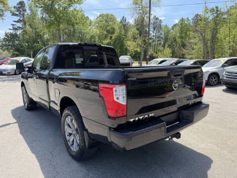 2018 Nissan Titan SV