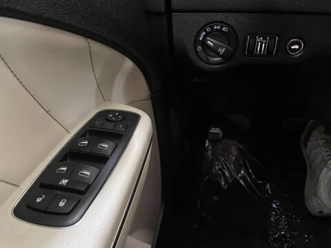 2015 Dodge Charger SXT