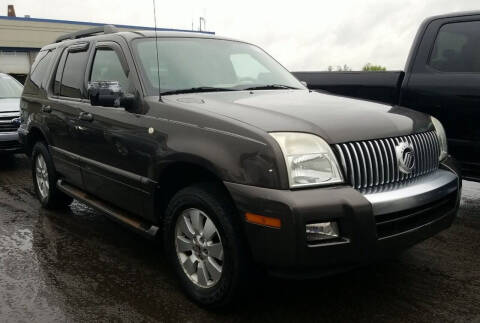 2006 Mercury Mountaineer for sale at Angelo's Auto Sales in Lowellville OH