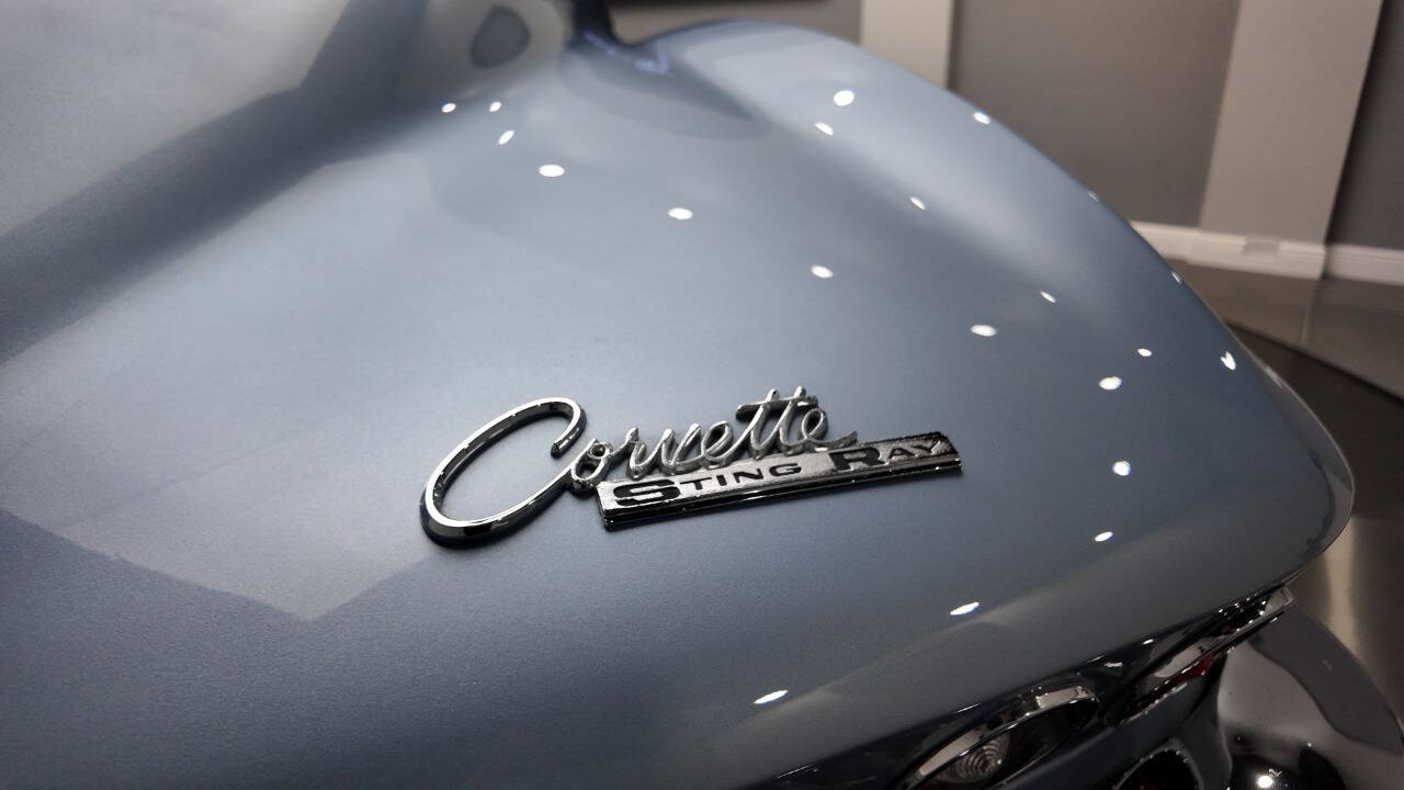 1964 Chevrolet Corvette 32