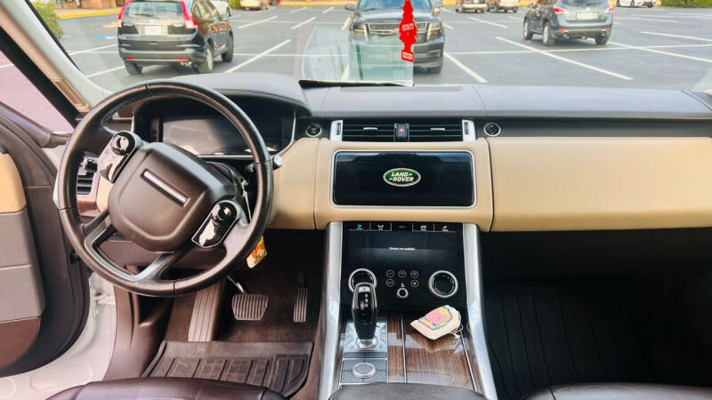 2019 Land Rover Range Rover Sport HSE photo 20