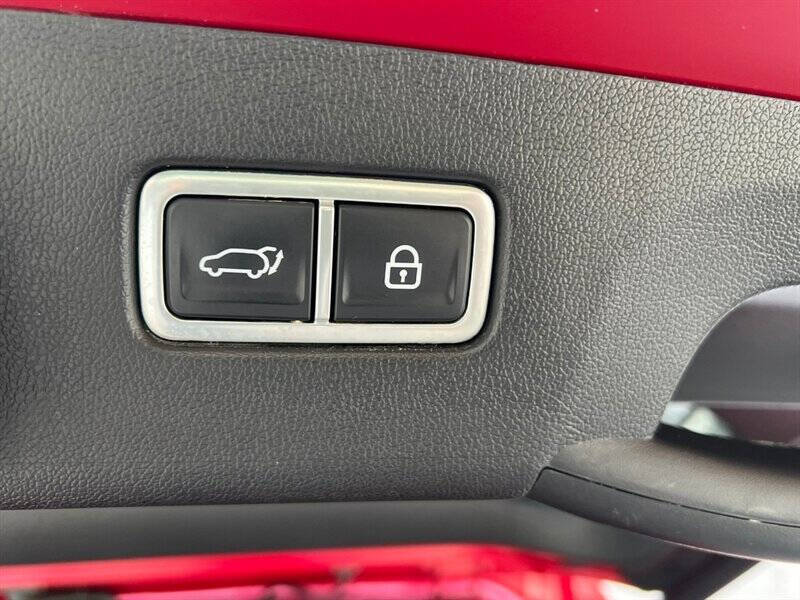 2022 Kia Sorento Plug-In Hybrid SX