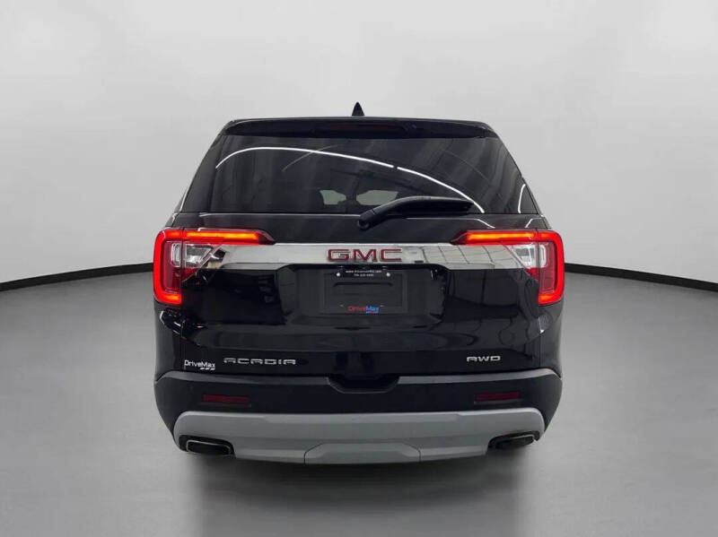 2022 GMC Acadia SLE