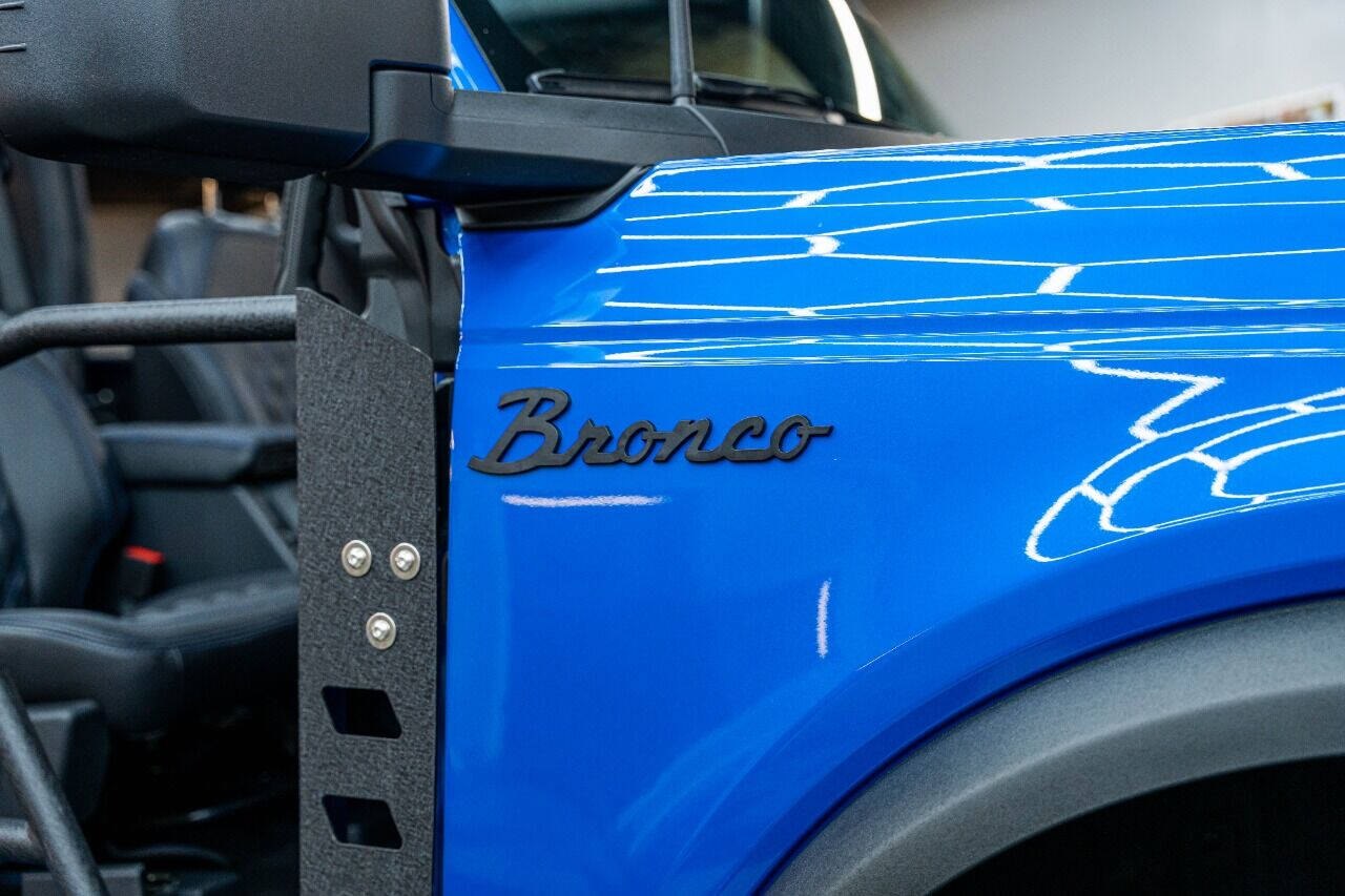2023 FORD Bronco SUV / Crossover - $71,999