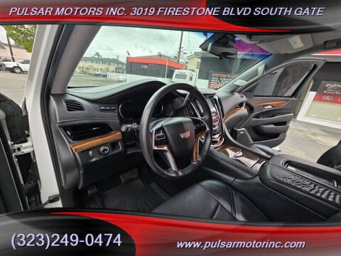 2017 Cadillac Escalade Luxury