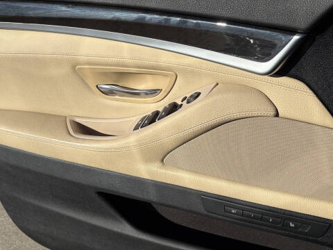 2016 BMW 5 Series 535i