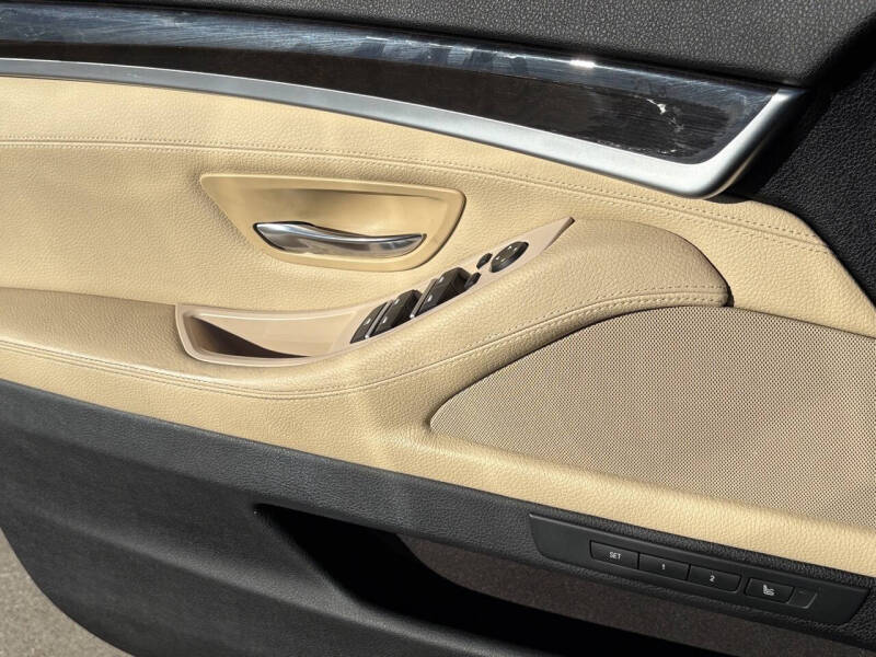 2016 BMW 5 Series 535i