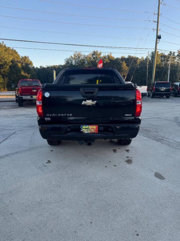 2011 Chevrolet Avalanche LT