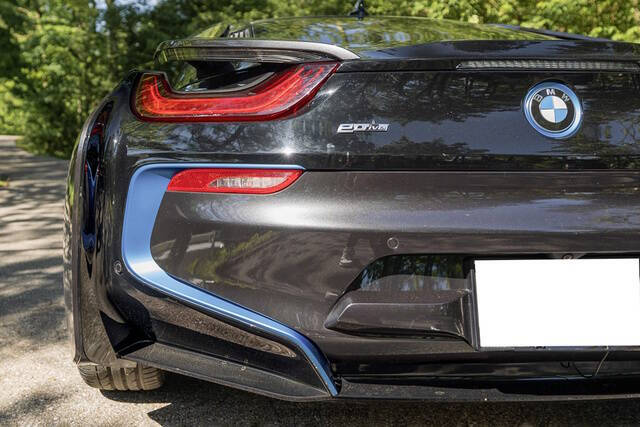 2015 BMW i8