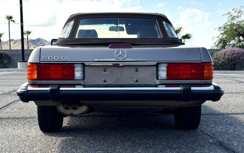 1989 Mercedes-Benz 560-Class 560 SL
