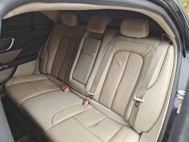 2018 Lincoln Continental Select