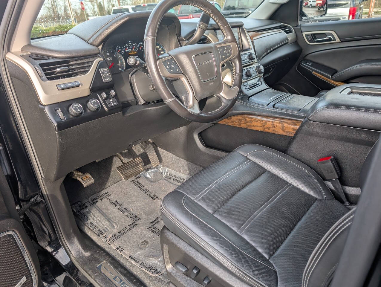 used 2020 GMC Yukon car, priced at $39,599