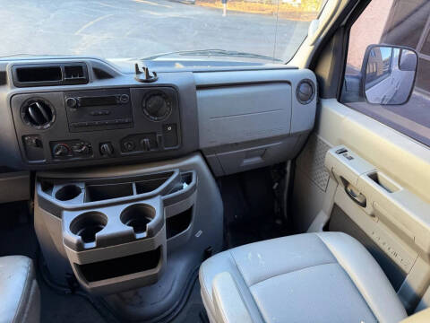 2013 Ford E-Series E-150