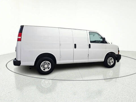 2021 Chevrolet Express 2500
