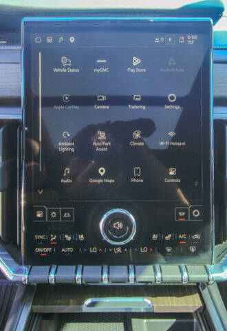2025 GMC Acadia Denali