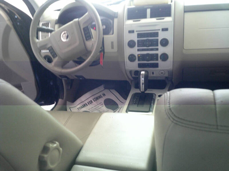 2001 Toyota Sequoia Limited