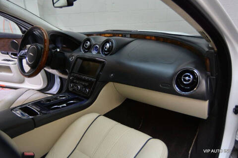 2012 Jaguar XJL Portfolio