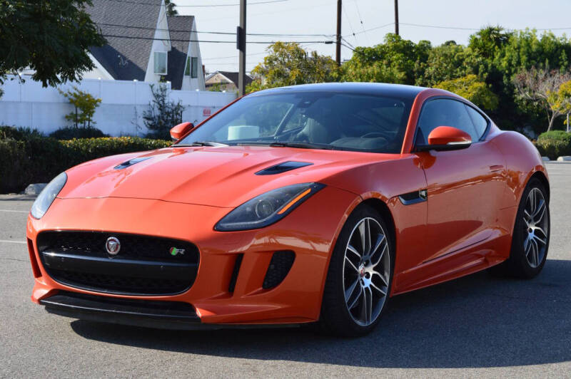 2016 Jaguar F-TYPE R
