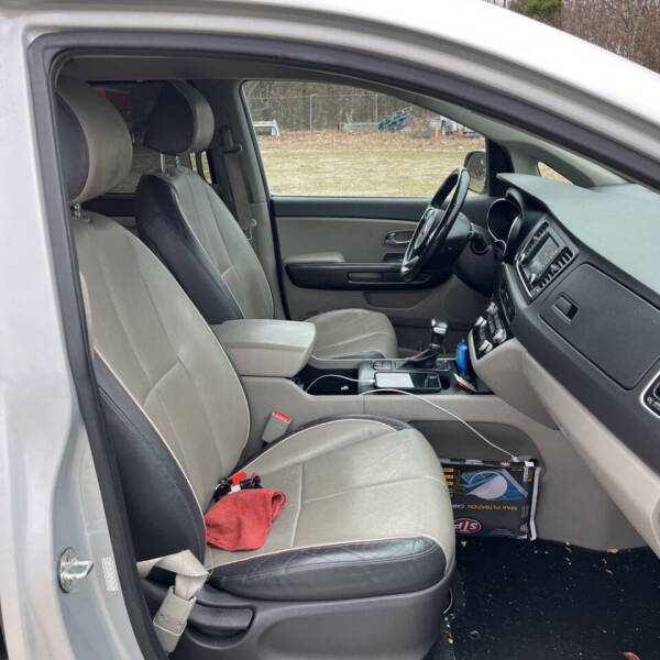 2017 Kia Sedona LX