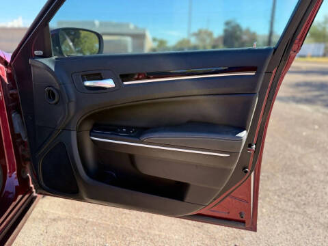 2021 Chrysler 300 S V8