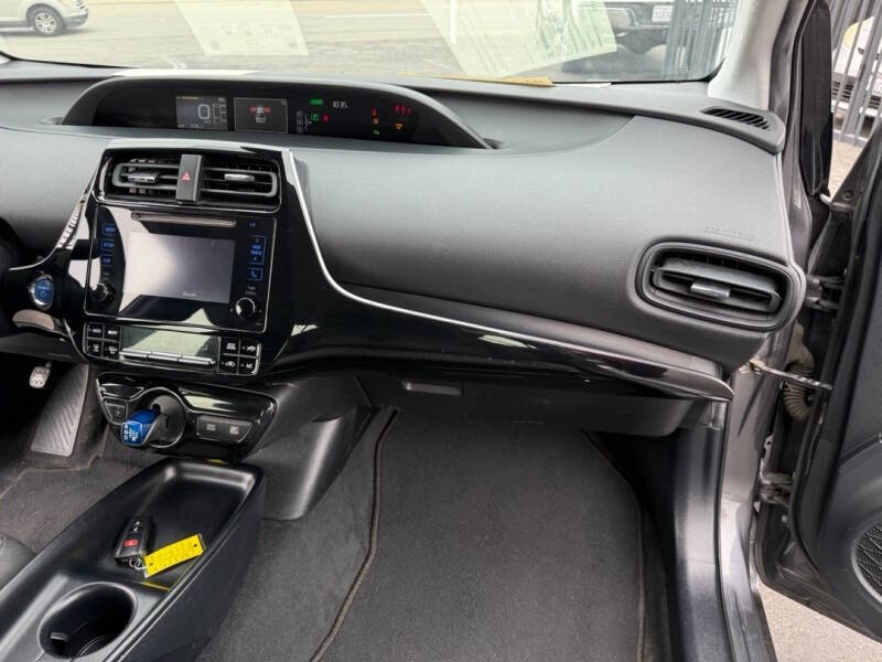 2017 Toyota Prius Two