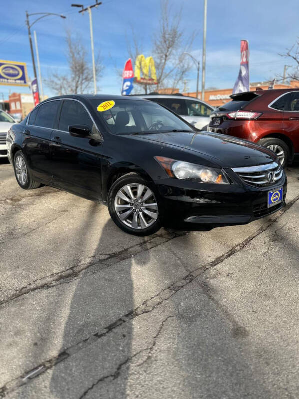 2011 Honda Accord for sale at AutoBank in Chicago IL