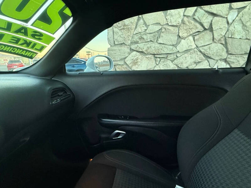 2020 Dodge Challenger SXT