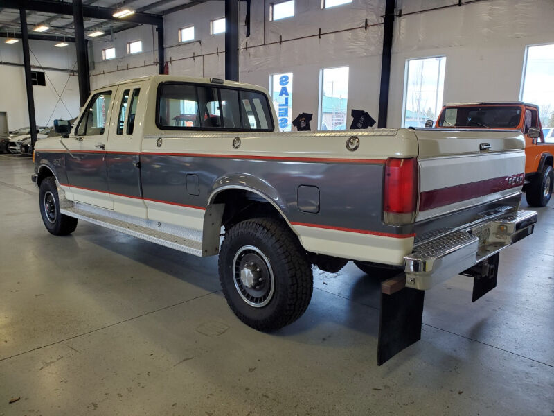 1990 Ford F-250 7