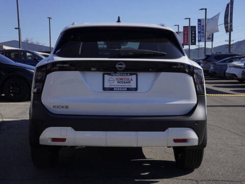 2026 Nissan Kicks SV