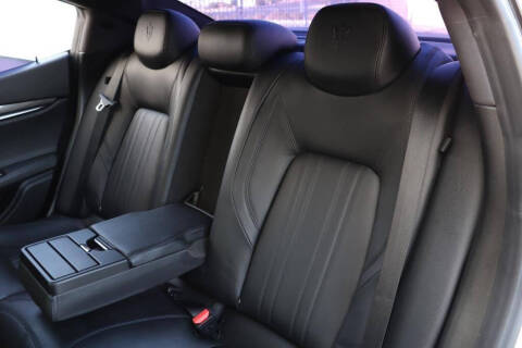 2016 Maserati Ghibli