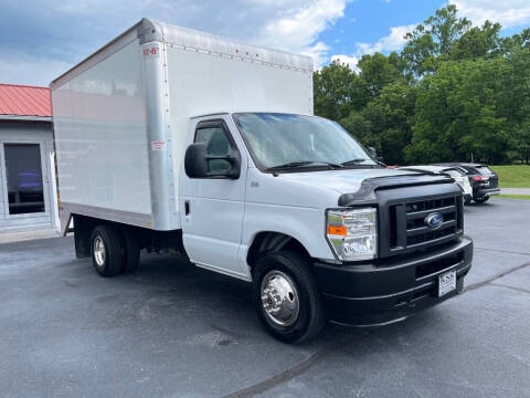 2024 Ford E-Series
