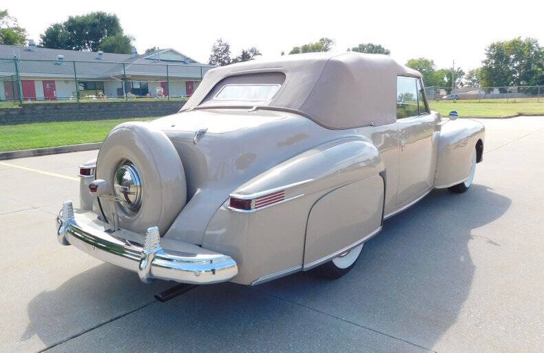 1942 Lincoln Continental