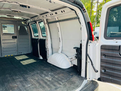 2017 Chevrolet Express 2500