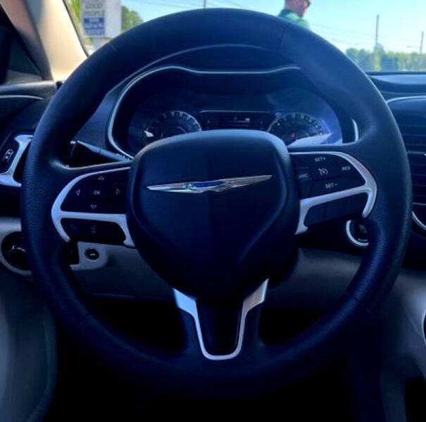 2016 Chrysler 200