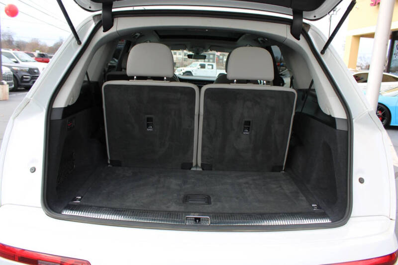 2021 Audi Q7 quattro Premium 55 TFSI