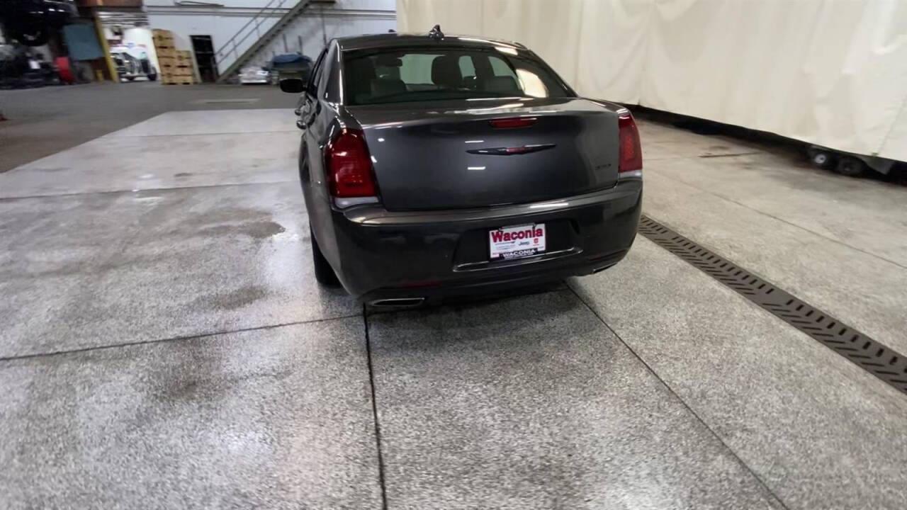 2022 Chrysler 300 for sale at Victoria Auto Sales in Victoria, MN