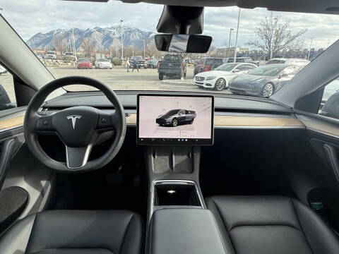 2023 Tesla Model Y Performance