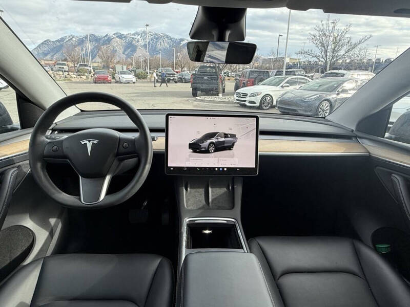 2023 Tesla Model Y Performance